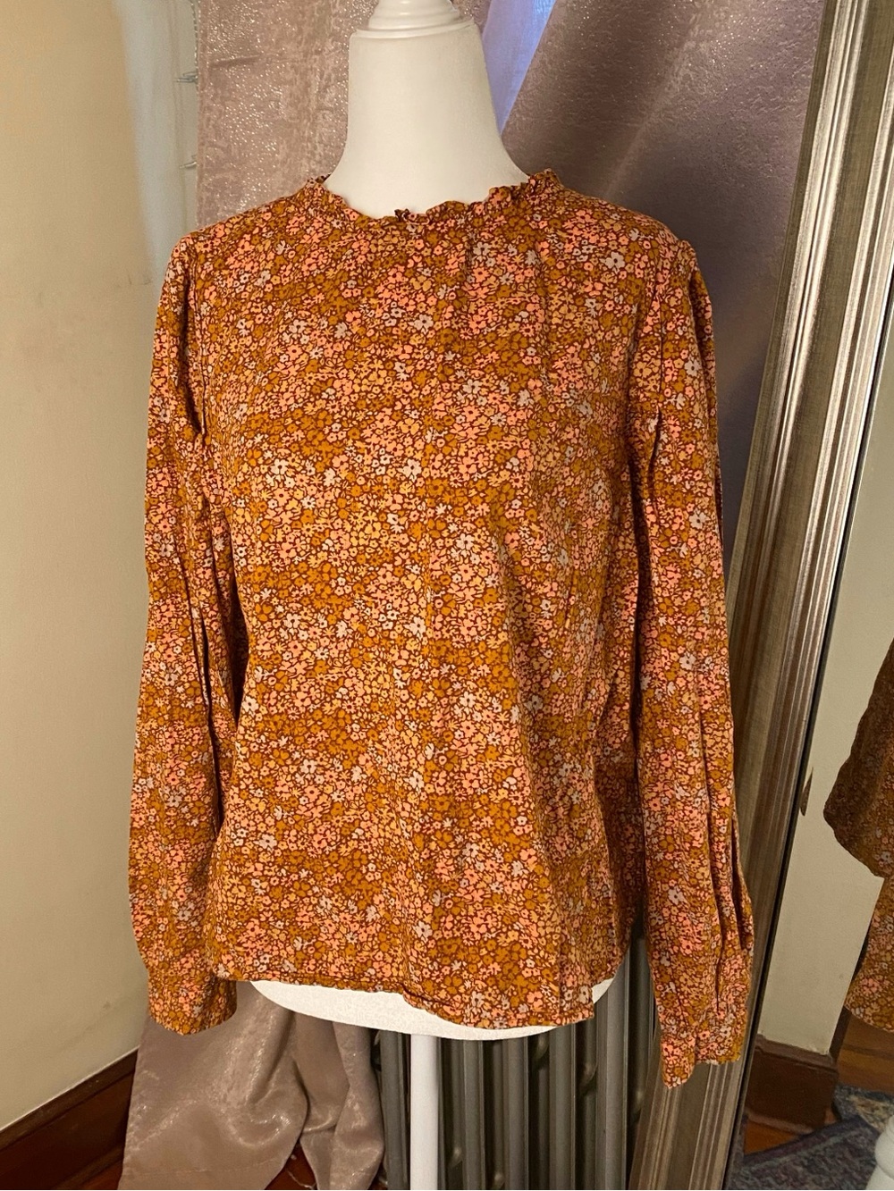 Universal Thread Long Sleeve Floral Blouse in Rust Pink - Medium Women Tops